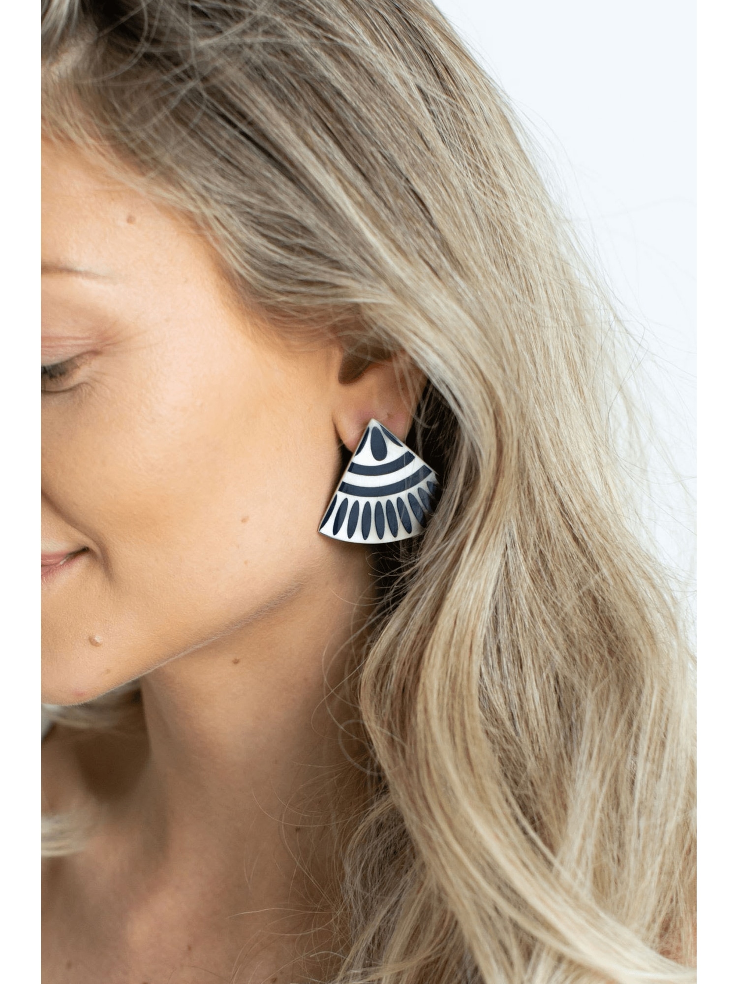 Dissent deals pin earrings