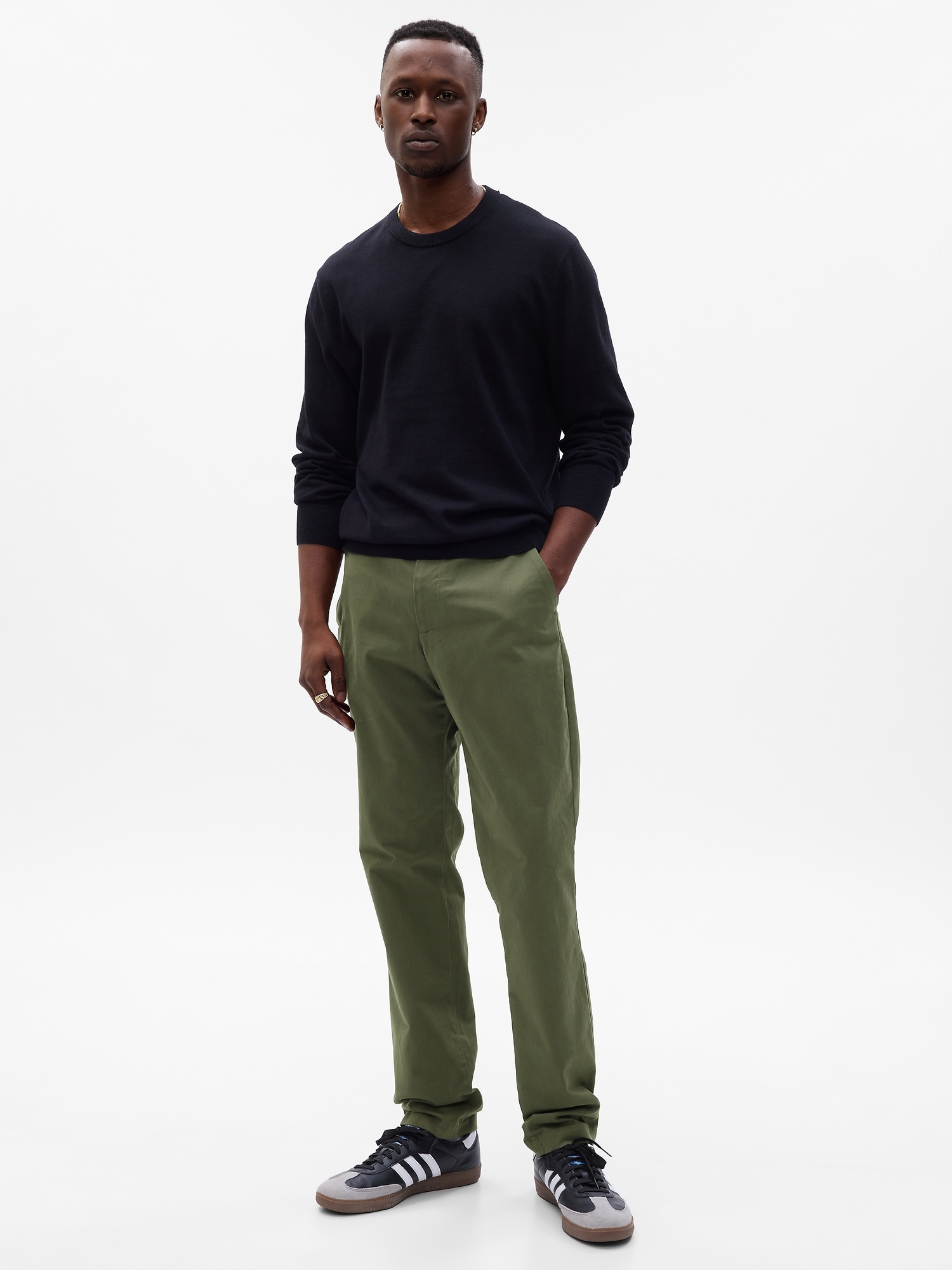Gap Modern Khakis in Relaxed Fit with GapFlex green - 472761123
