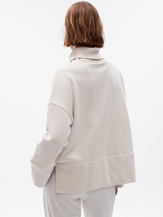 24/7 Split-Hem Vintage Soft Turtleneck Pullover