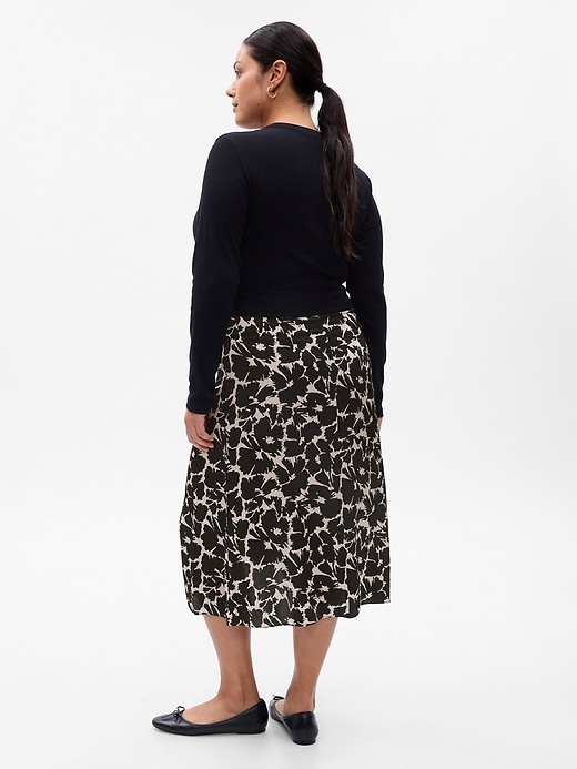 Image number 5 showing, Ruched Floral Midi Skirt