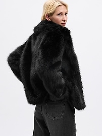 Gap faux deals fur vest