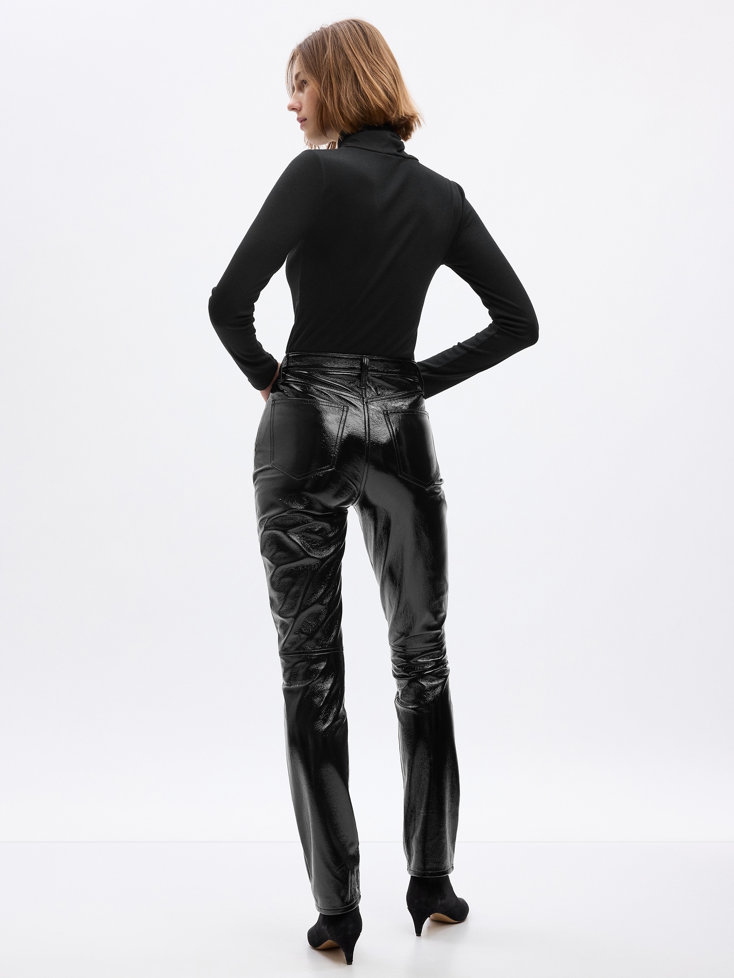 Le Skinny De Jeanne Leather Pant in Washed Black – FRAME