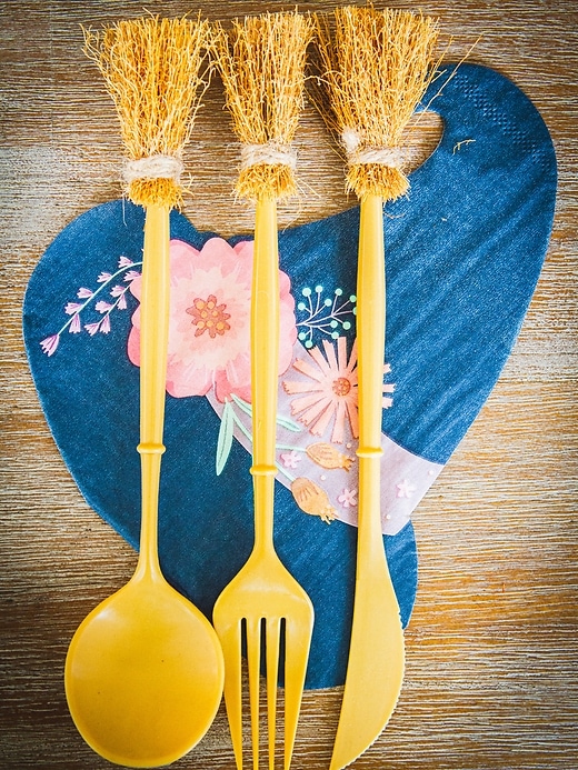 Image number 4 showing, Ma Fete Halloween Cutlery Set