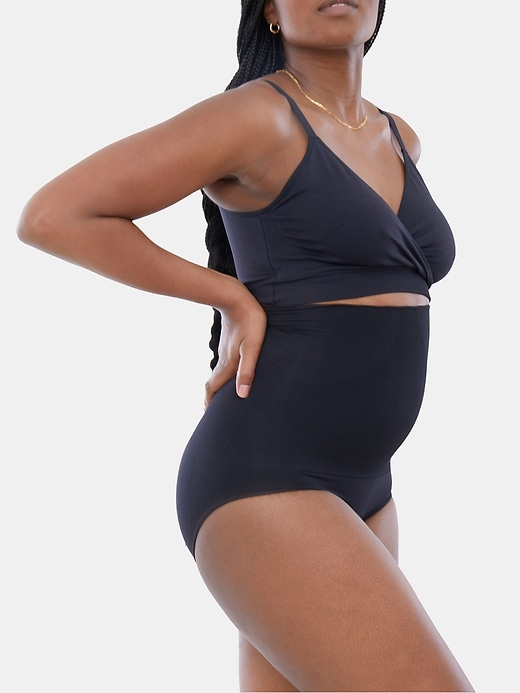 Image number 1 showing, Ingrid and Isabel Postpartum Cooling Underwear with Compression