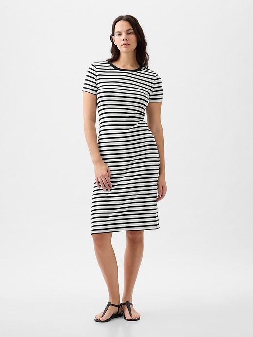 Image number 4 showing, Modern Rib Midi T-Shirt Dress