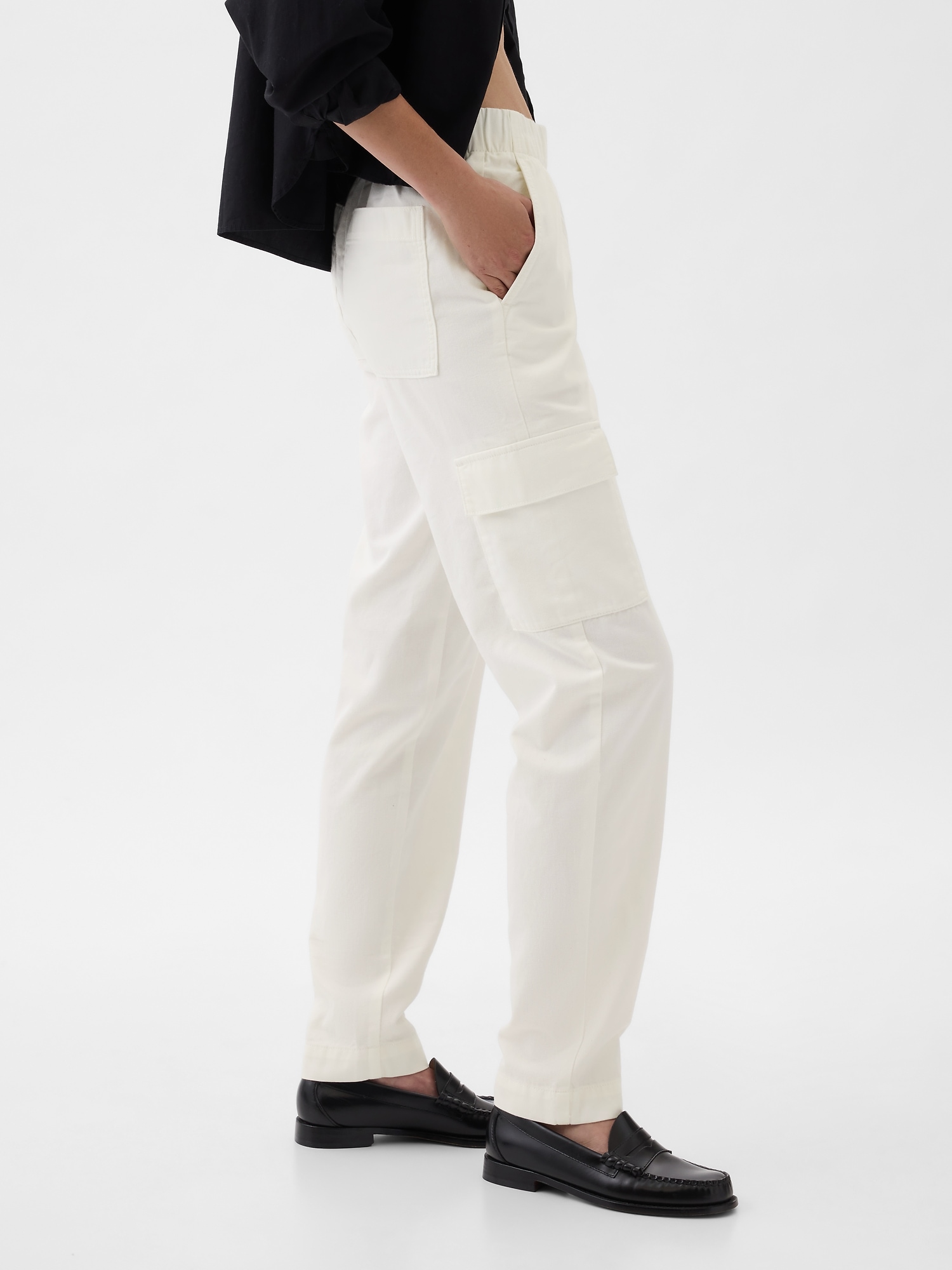 Baggy White Carpenter Cargo Pants - Comfortable and Stylish – Bwolves.com
