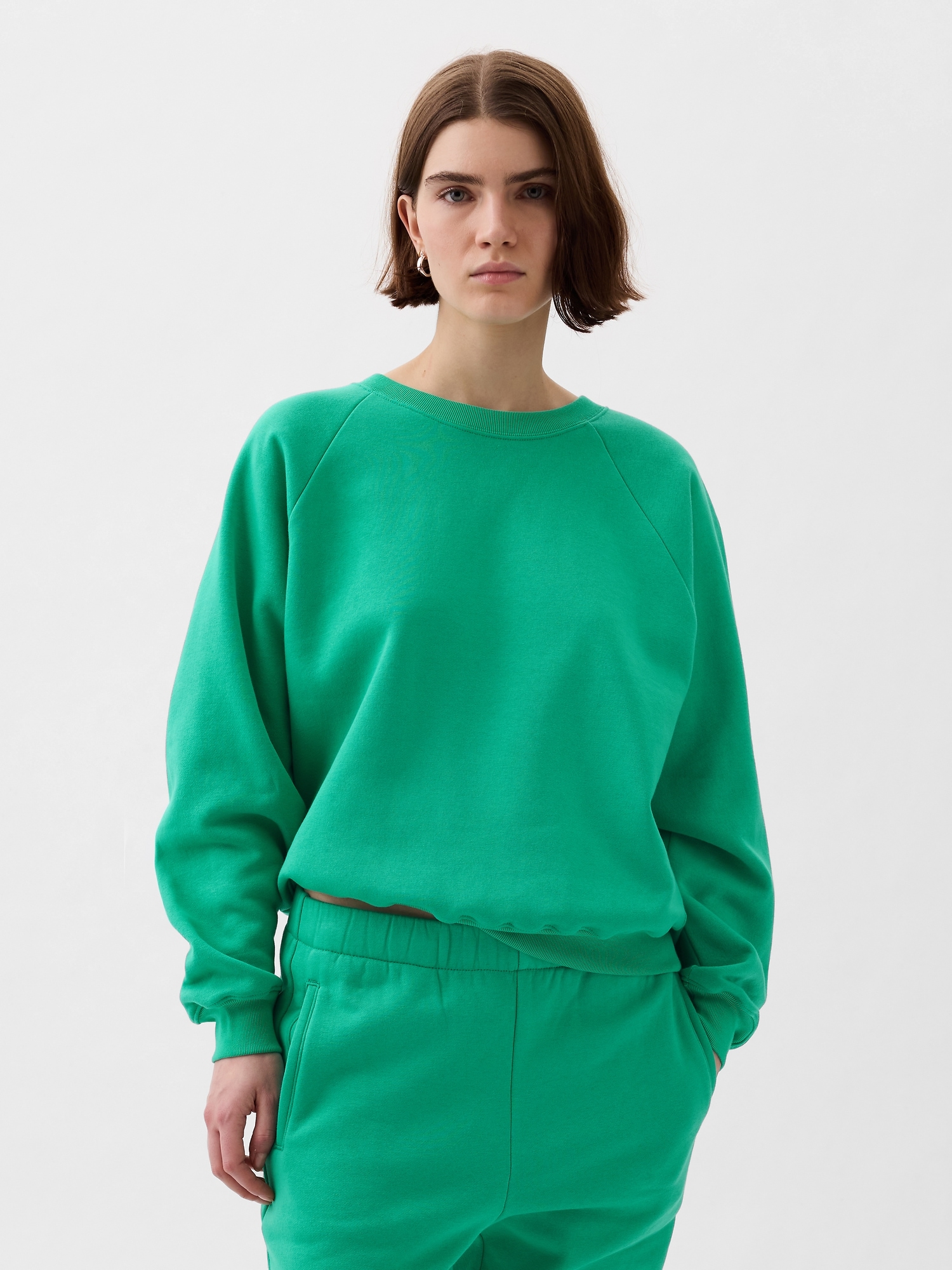 Gap Vintage Soft Raglan Sweatshirt In Simply Green