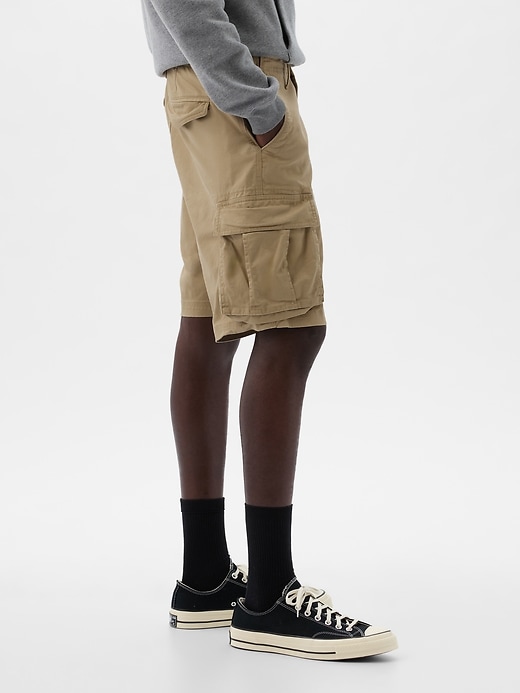 Image number 3 showing, 11&quot; Relaxed Cargo Shorts