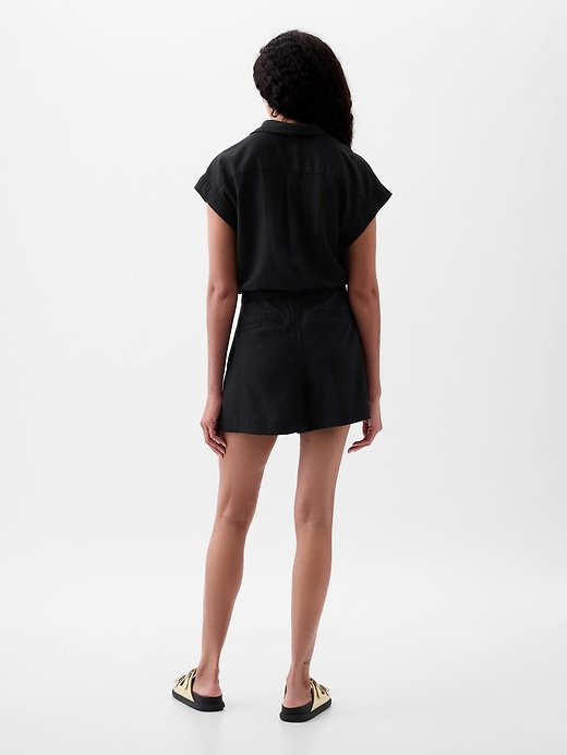 Image number 4 showing, 365 High Rise Linen-Blend Shorts