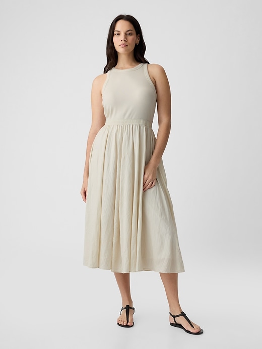 Image number 4 showing, Textured Crinkle Midi Dress