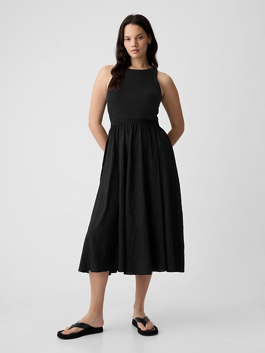 Image number 4 showing, Textured Crinkle Midi Dress