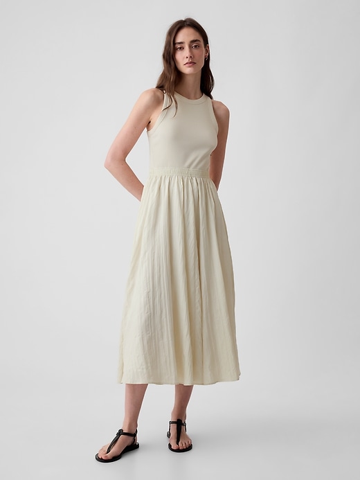 Image number 1 showing, Textured Crinkle Midi Dress