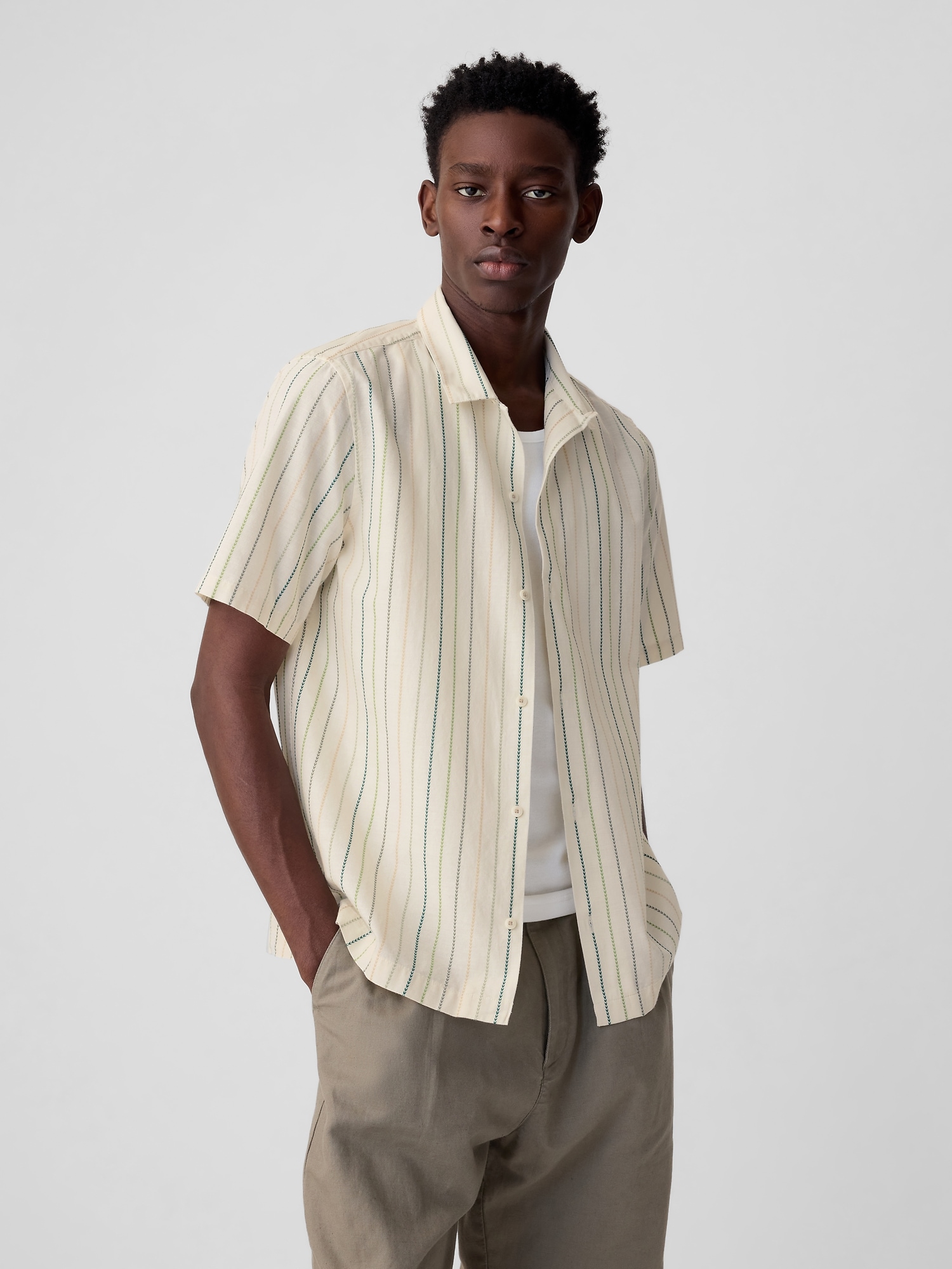 Gap Jacquard Striped Shirt In Off White Stripe