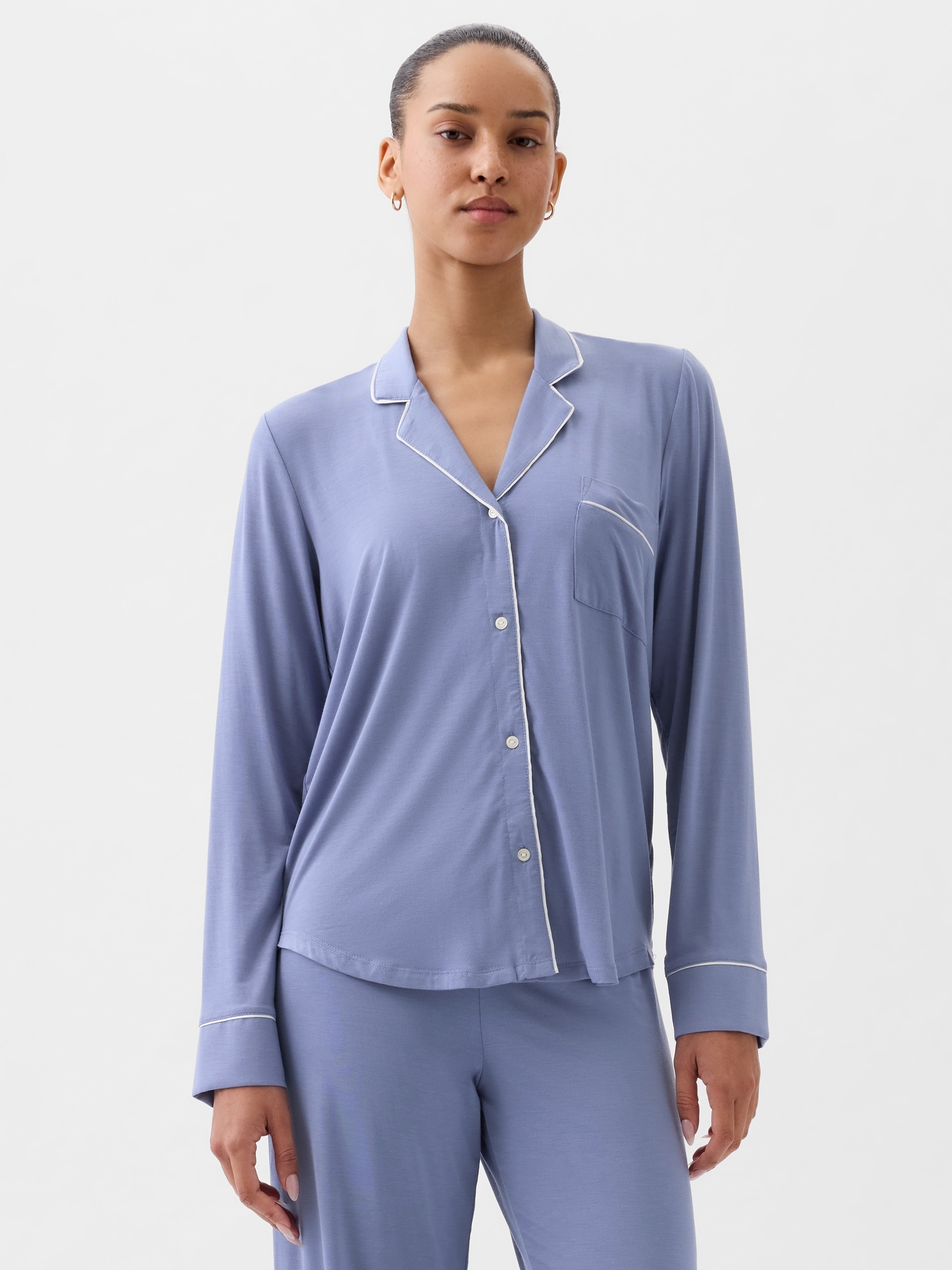 Silk Pajamas vs. Modal Pajamas