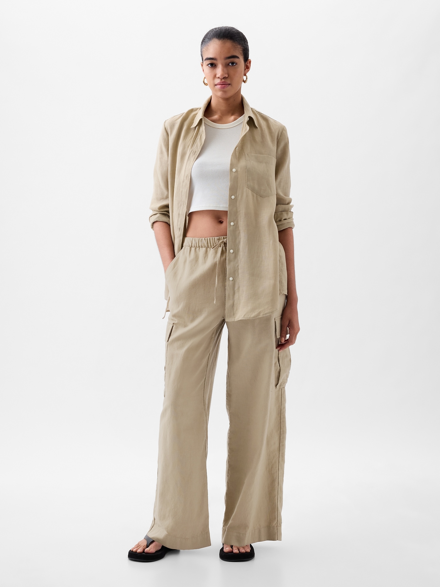 Zara Satin Cargo Pants ($40)  Cargo trousers, Cargo trousers outfit, Shirt  jacket