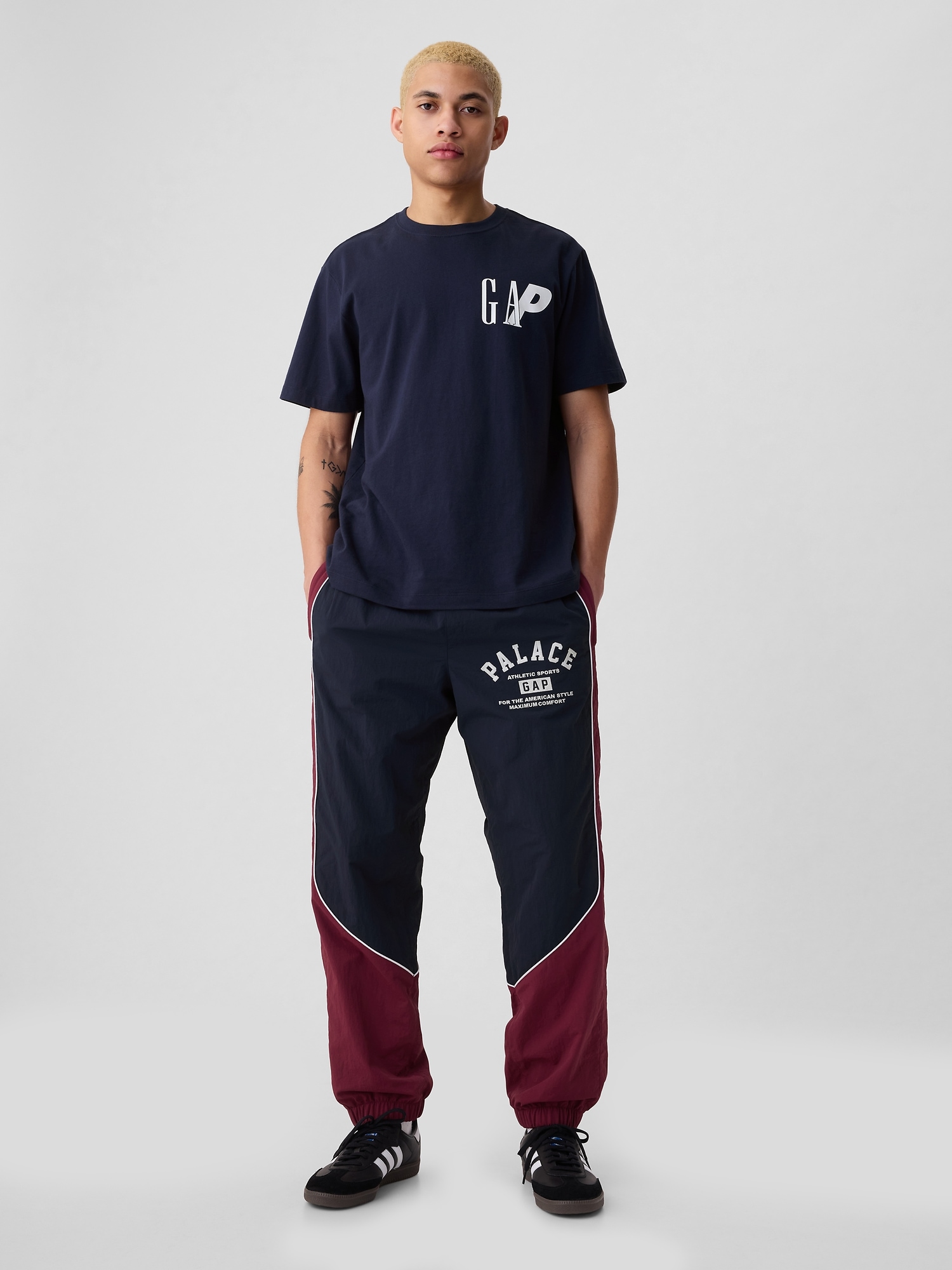 Palace Gap T-Shirt | Gap