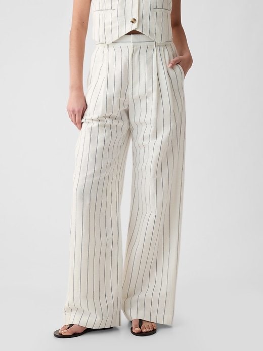 Image number 2 showing, 365 High Rise Linen-Cotton Trousers