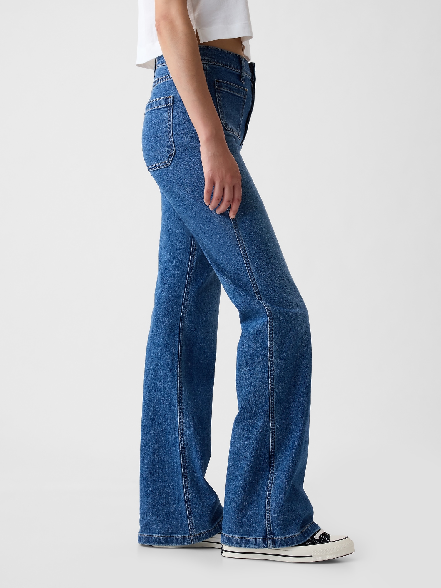 Gap Long & Lean Light Blue Distressed Jean | 12L | Gap trousers, Dark wash denim  jeans, Flare leg jeans