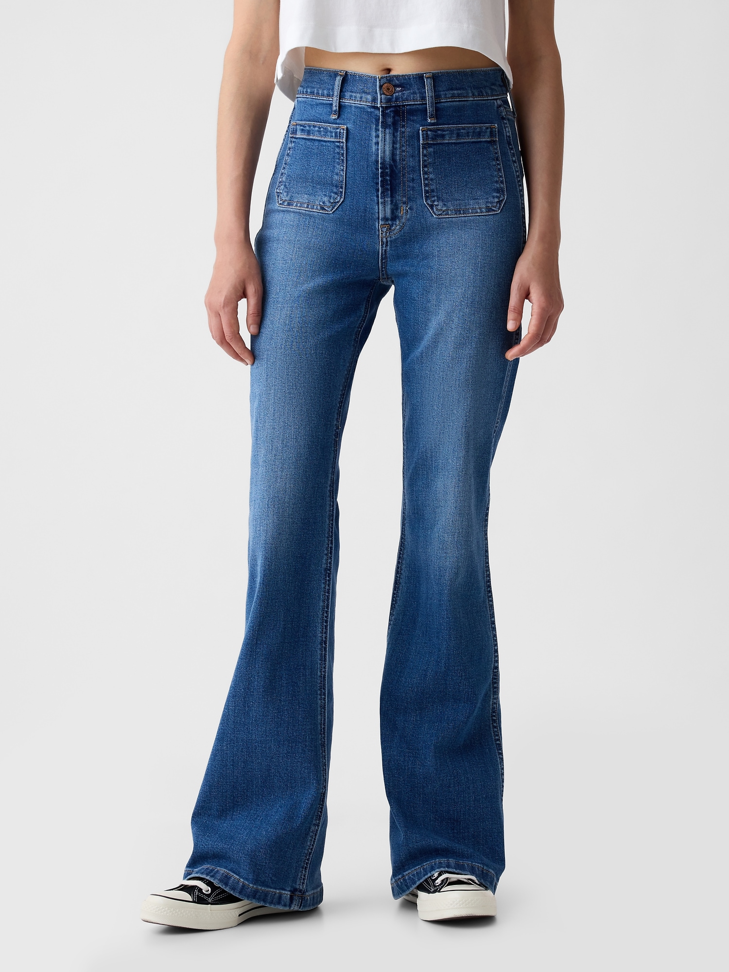 GAP Women's High Rise Flare Denim Jeans, Dark Wash, 24 Long : :  Clothing, Shoes & Accessories