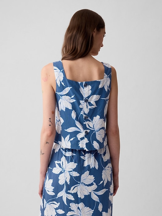 Image number 2 showing, Linen-Blend Button-Back Cropped Tank Top