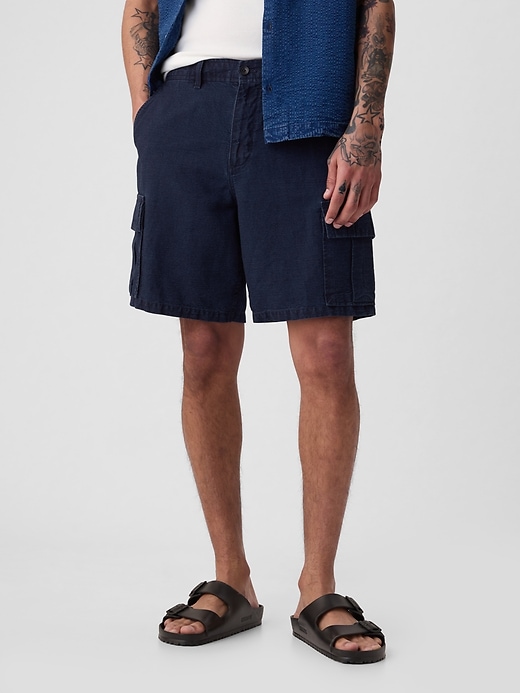 Image number 3 showing, 8" Linen-Cotton Cargo Shorts