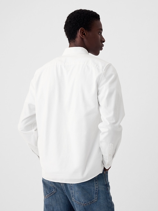 Image number 2 showing, Classic Oxford Shirt in Untucked Fit