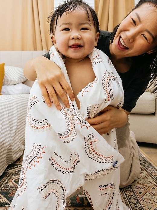 Image number 2 showing, OneBerrie Classic Regular Baby Bath Cotton Bamboo Towel