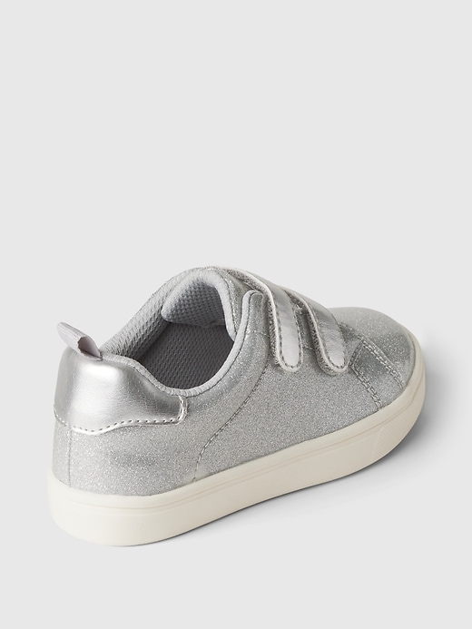 Image number 4 showing, Toddler Metallic Glitter Sneaker