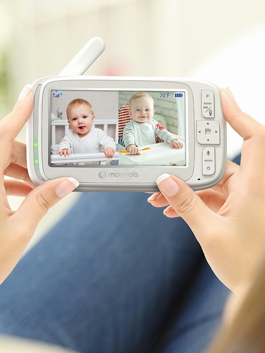 Image number 3 showing, Motorola VM75 2 Baby Monitor Two Camera Set