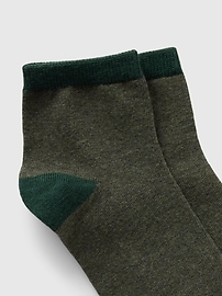 View large product image 3 of 4. Colorblock Quarter Crew Socks