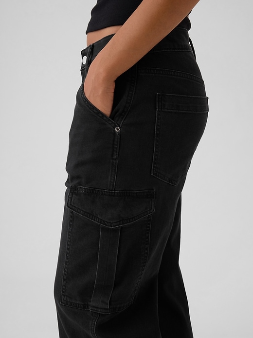 Image number 8 showing, Mid Rise &#39;90s Loose Cargo Jeans