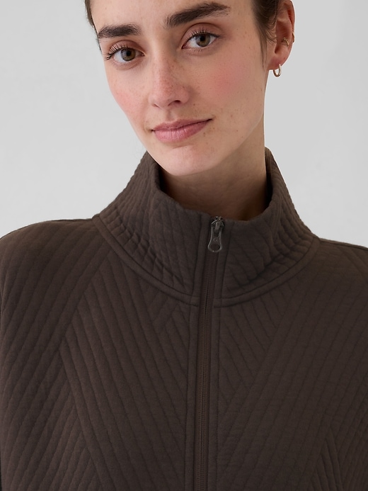 Image number 3 showing, GapFit Quilted Jacquard Half-Zip Pullover