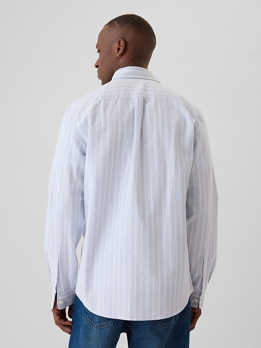 Image number 2 showing, Classic Oxford Shirt in Standard Fit