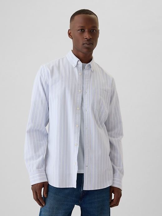 Image number 1 showing, Classic Oxford Shirt in Standard Fit