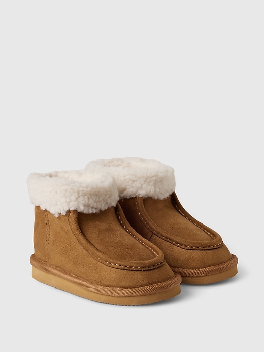 Image number 2 showing, babyGap Cozy Moc Boots