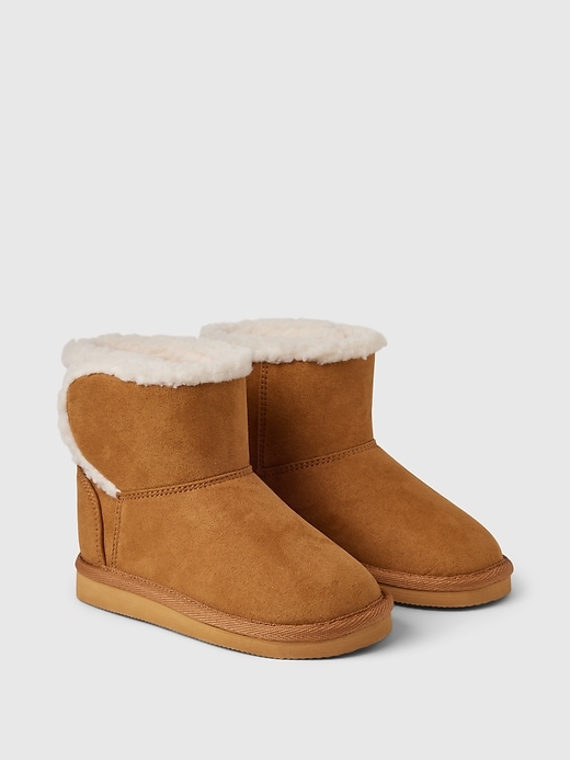 Image number 2 showing, babyGap Cozy Boots