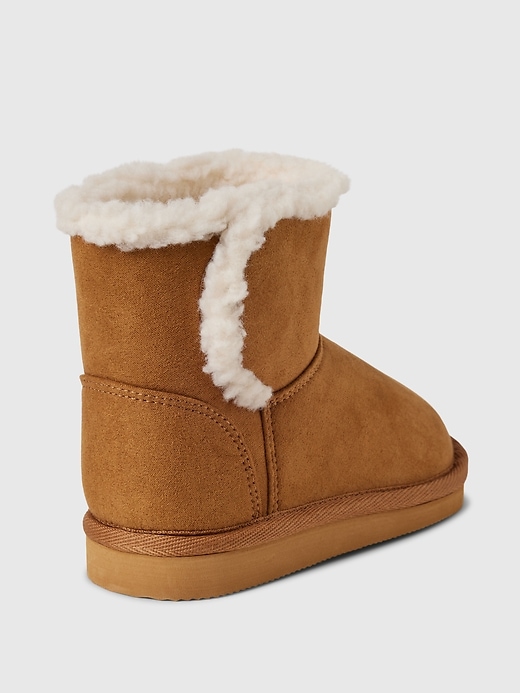 Image number 4 showing, babyGap Cozy Boots