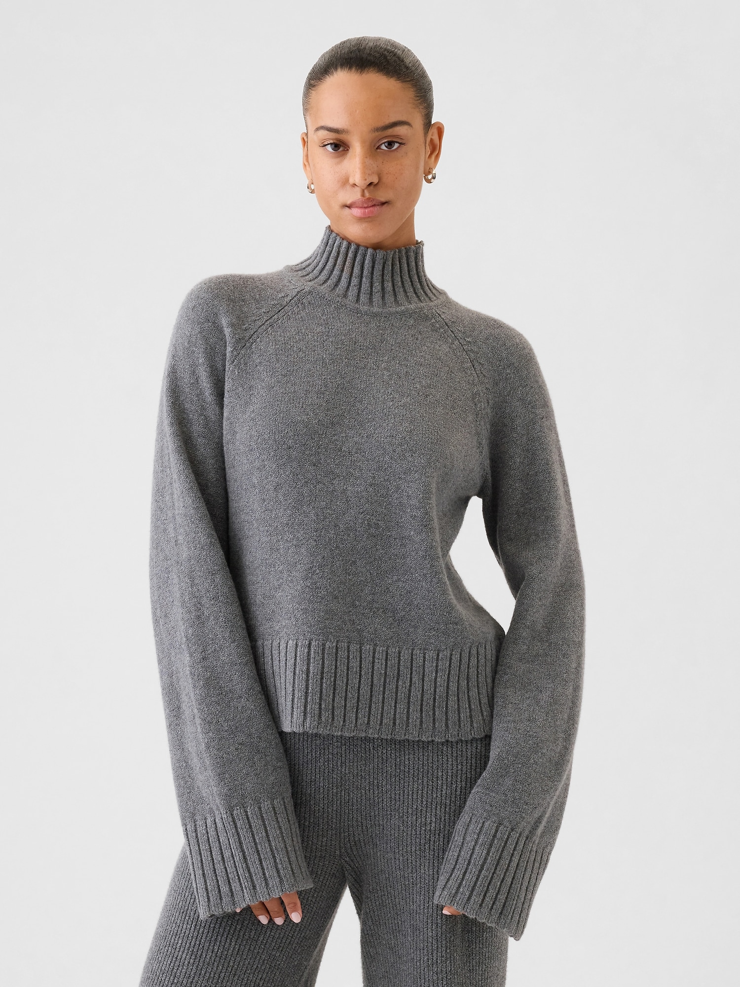 CashSoft Turtleneck Sweater