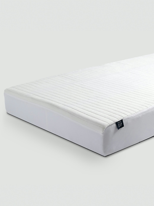 Image number 1 showing, babyGap Cooling Crib Mattress Protecting Pad