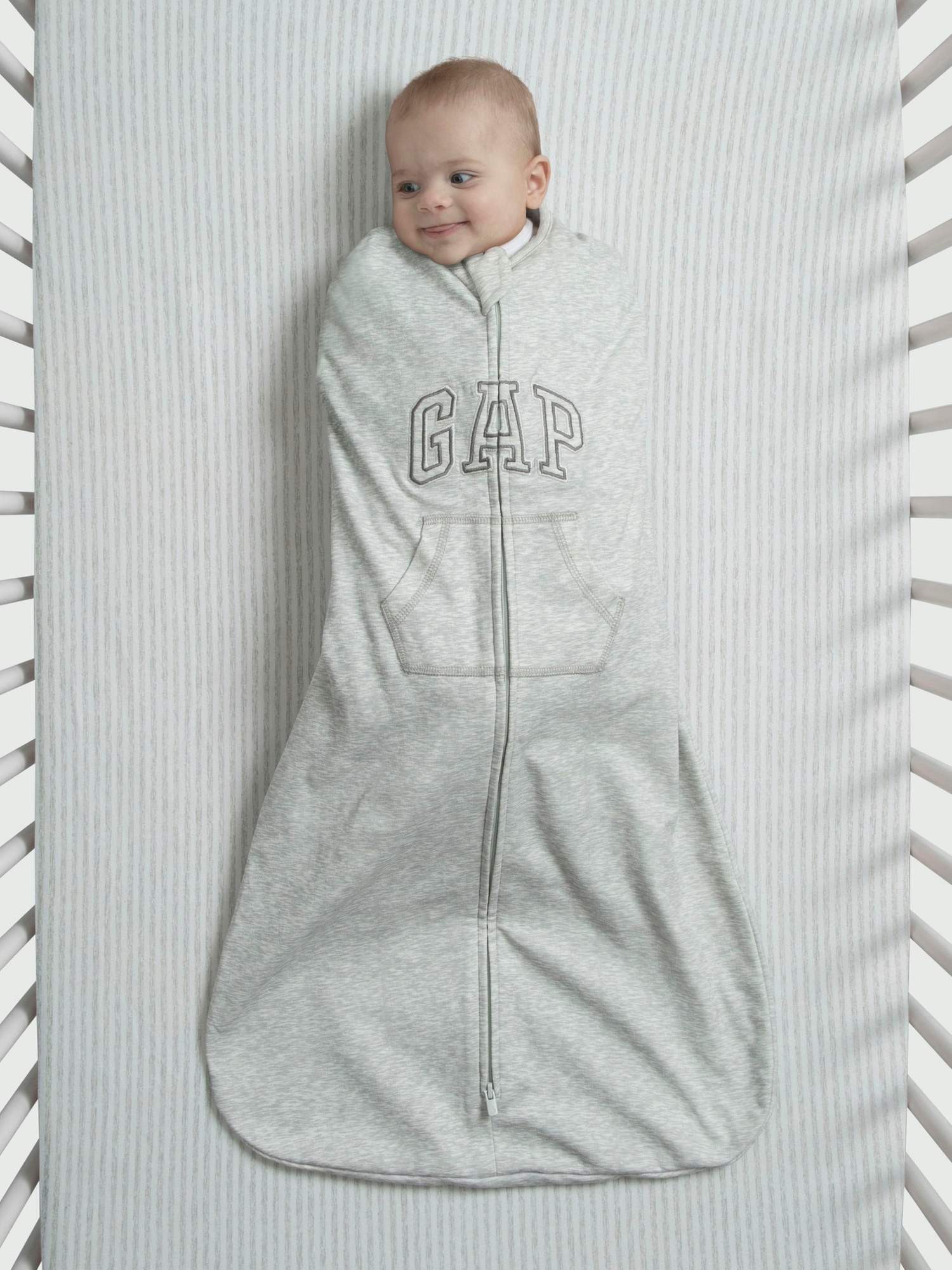 babyGap TrueSleep Swaddle 0 to 6 Months