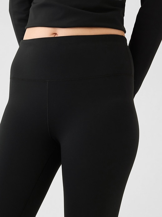 Image number 5 showing, GapFit Lightweight Performance Leggings