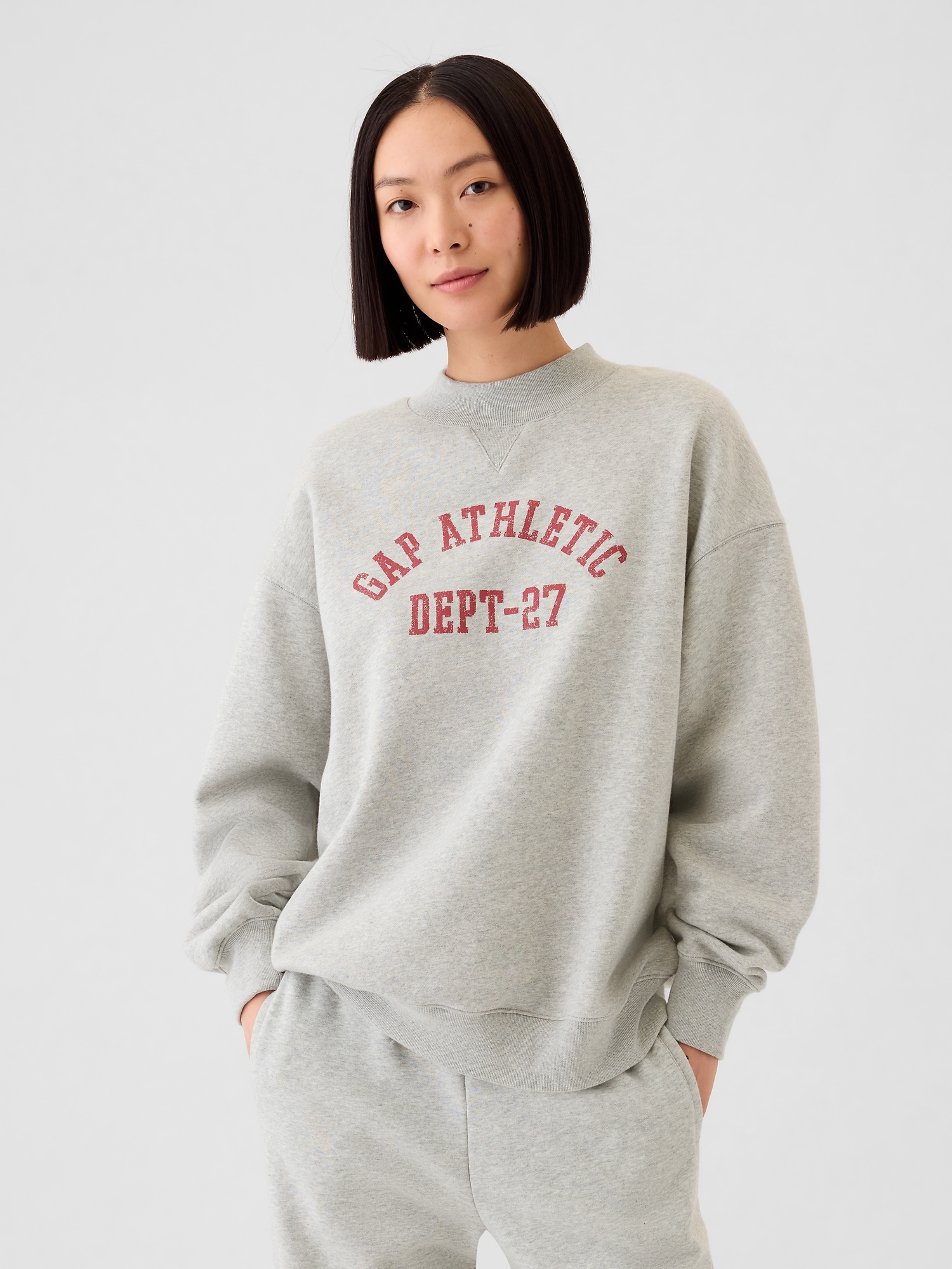 VintageSoft Gap Logo Mockneck Sweatshirt