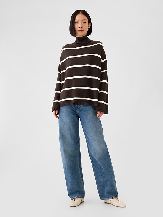 Image number 3 showing, 24/7 Split-Hem Mockneck Sweater