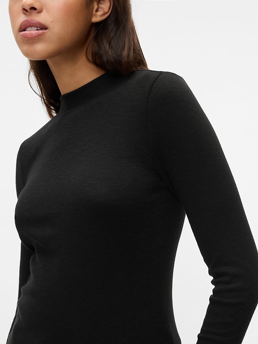 Image number 4 showing, Essential Rib Mockneck T-Shirt