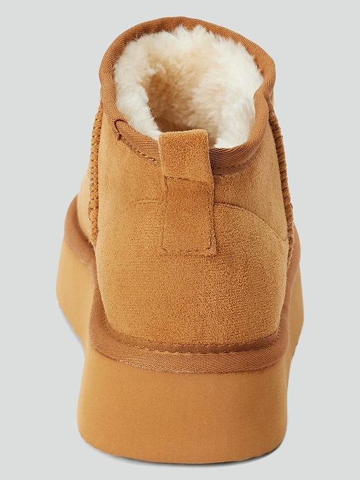 Image number 4 showing, Breckenridge Ankle Boot