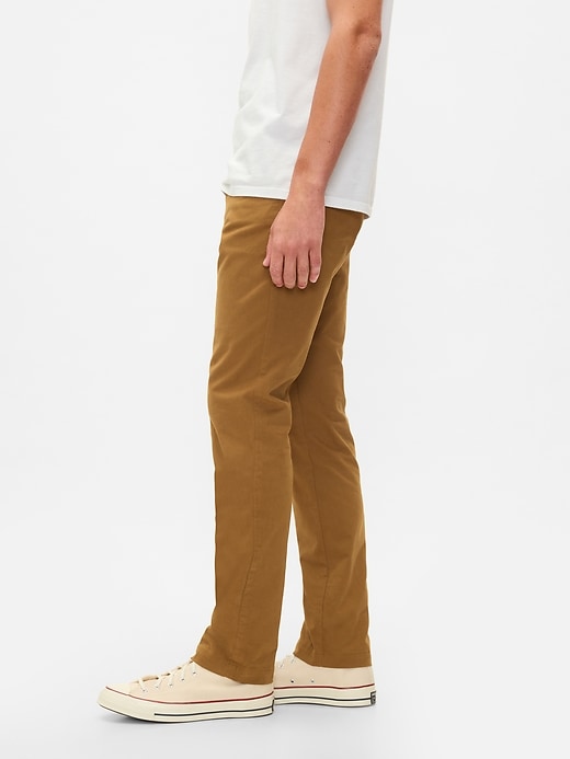 Image number 3 showing, Modern Khakis in Slim Fit with GapFlex