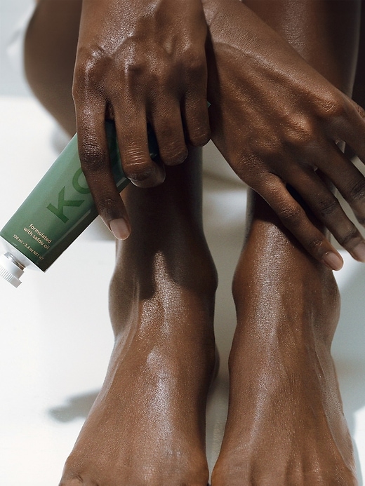 Image number 4 showing, Koba Bottom Up Foot Cream