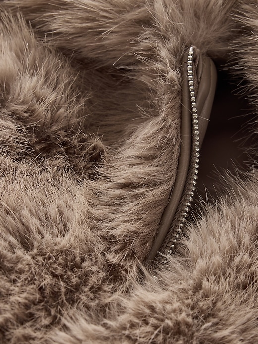 Image number 4 showing, Cropped Faux Fur Jacket