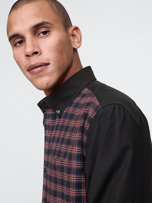 Image number 4 showing, Classic Oxford Shirt in Standard Fit