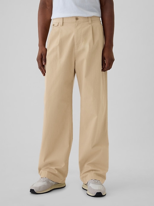 Image number 2 showing, Modern Pleated Khakis in Baggy Fit